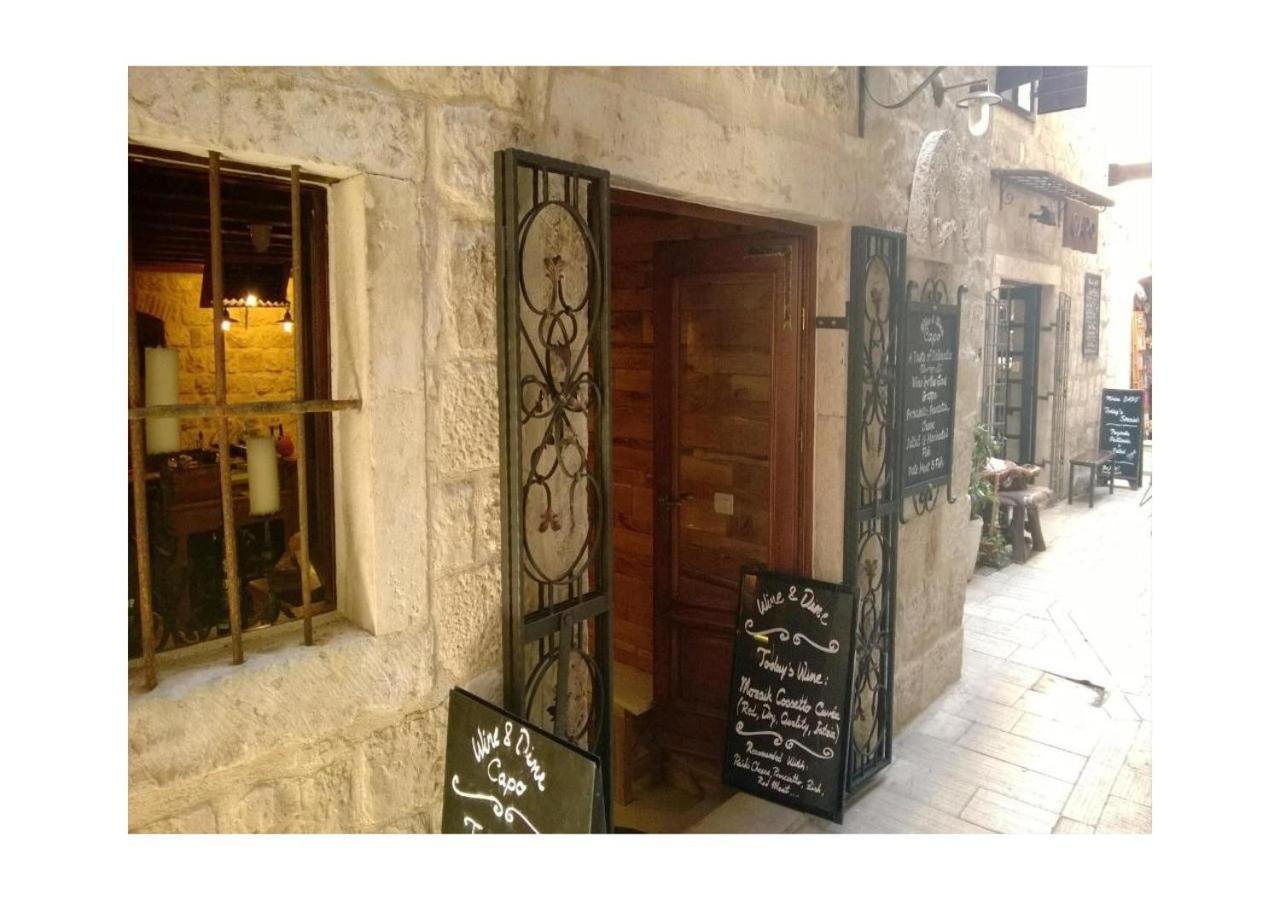 Apartment Capo Family & Capo Studio -Old Town-Parking Trogir Bagian luar foto