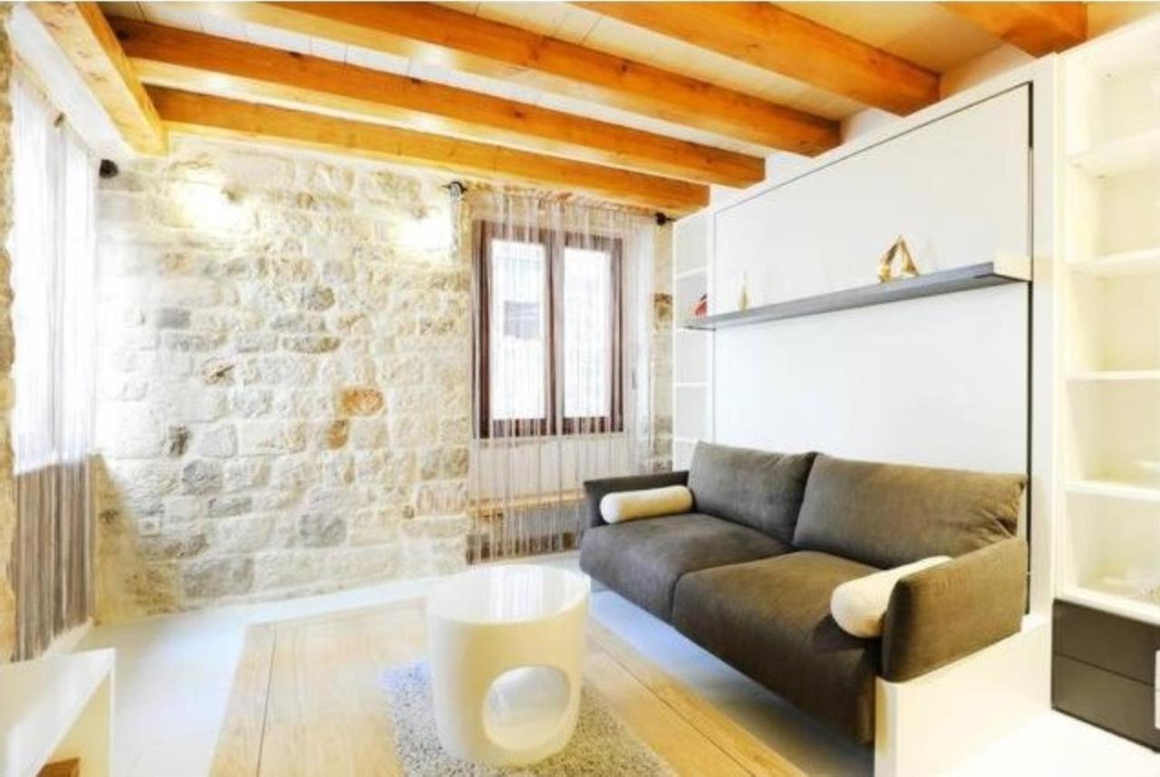 Apartment Capo Family & Capo Studio -Old Town-Parking Trogir Bagian luar foto