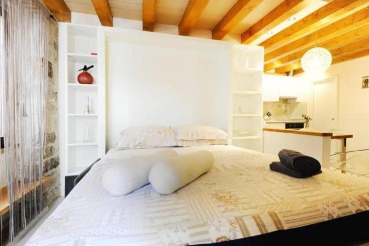Apartment Capo Family & Capo Studio -Old Town-Parking Trogir Bagian luar foto