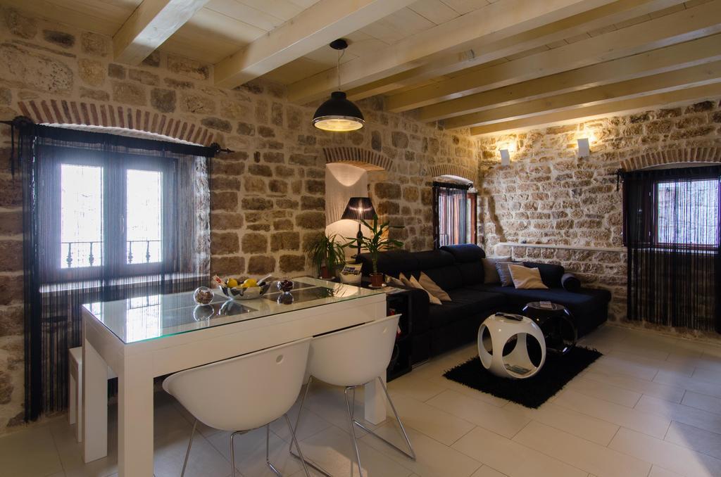 Apartment Capo Family & Capo Studio -Old Town-Parking Trogir Ruang foto