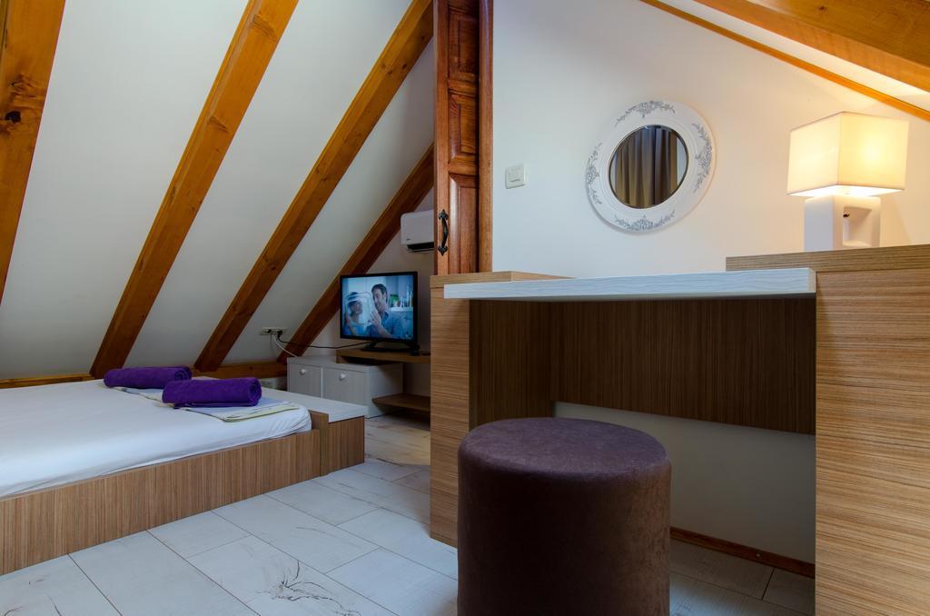 Apartment Capo Family & Capo Studio -Old Town-Parking Trogir Ruang foto