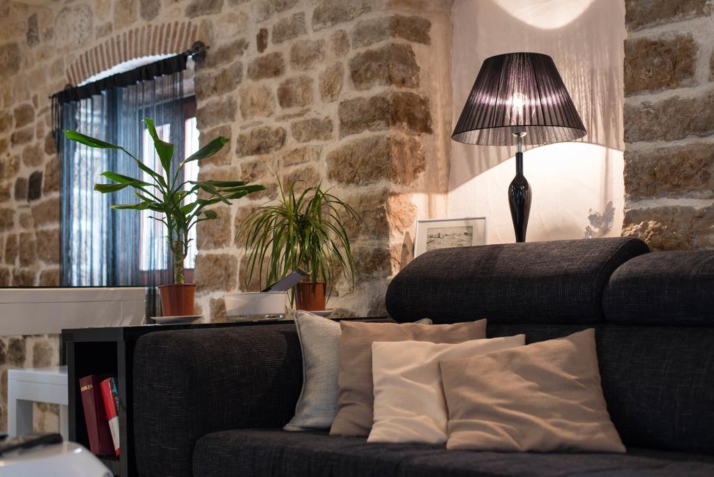 Apartment Capo Family & Capo Studio -Old Town-Parking Trogir Ruang foto