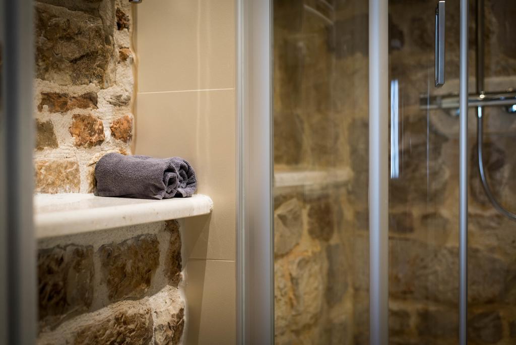 Apartment Capo Family & Capo Studio -Old Town-Parking Trogir Ruang foto