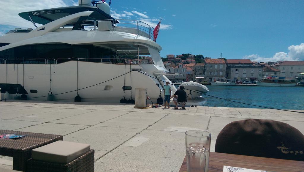 Apartment Capo Family & Capo Studio -Old Town-Parking Trogir Bagian luar foto